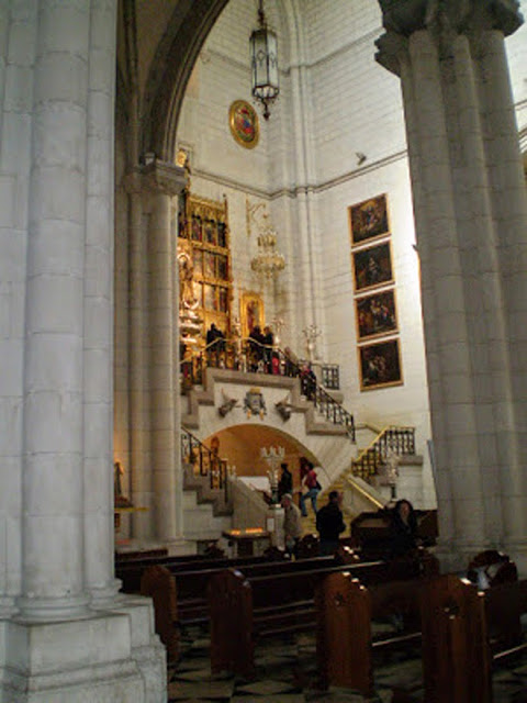 Catedral Santa Maria La Real de La Almudena - Madri Espanha