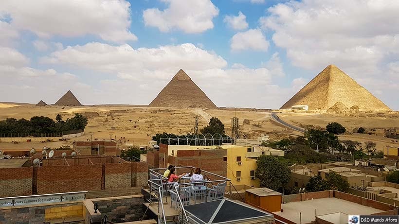 Vista das pirâmides do hotel Best View Pyramids - Cairo - Egito