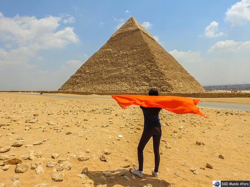 Pirâmide de Quéfren no Complexo de Gizé - Pirâmides do Egito 