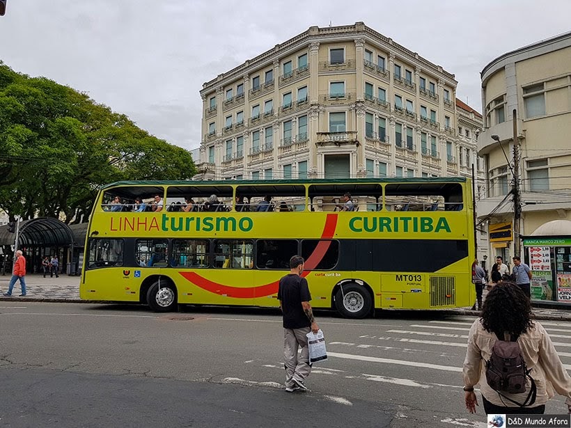 City tour no ônibus da Linha Turismo de Curitiba