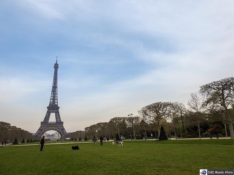 Champs de Mars - O que fazer em Paris: principais pontos turísticos