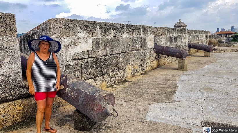 Passeio pelas Muralhas de Cartagena: melhor pôr do sol