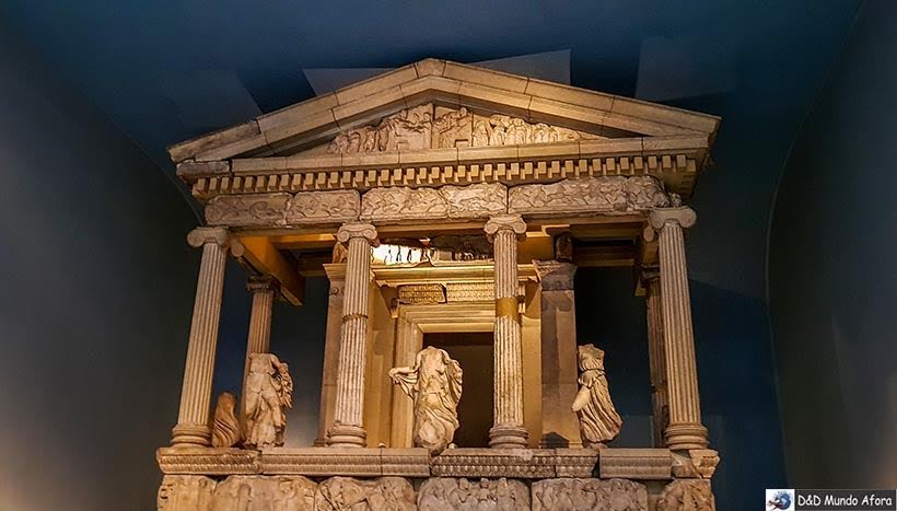 Parte do Pantheon na Seção grega do British Museum
