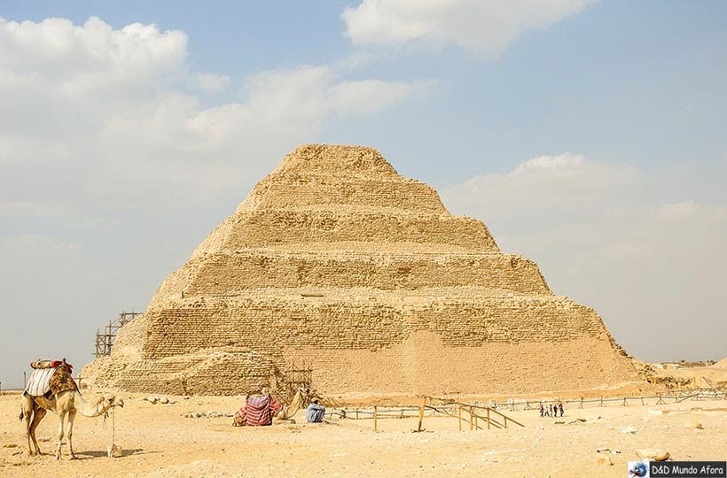 Pirâmide de Saqqara: - O que fazer no Cairo, Egito