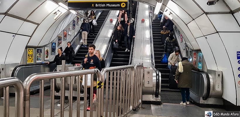 Metrô de Londres - Pagando mico: sem falar inglês na Europa