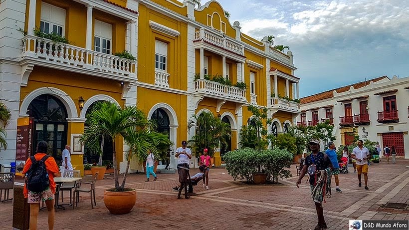 Praça São Pedro Claver - O que fazer em Cartagena, Colômbia