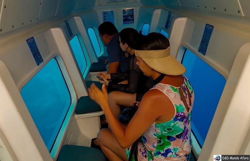 Interior do Semi-Submarino - o que fazer em Bonaire