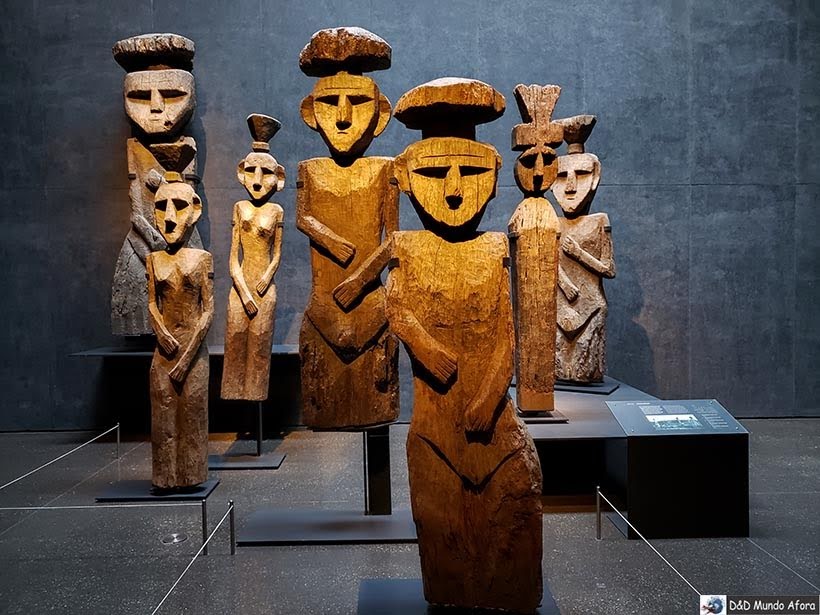 Esculturas do Museu Chileno de Arte Pré-colombiana em Santiago