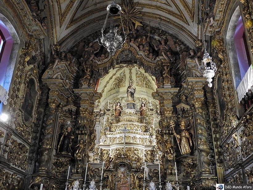 Detalhe da Basílica Nossa Senhora do Pilar - Passeio de jardineira em Ouro Preto