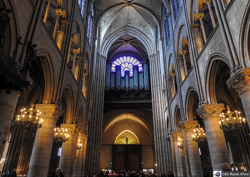 Órgão tubular na Catedral de Paris