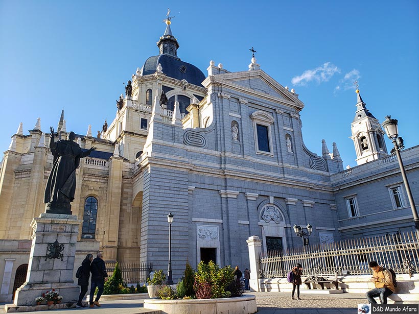 Catedral de Almudena - Diário de bordo: 4 dias em Madrid, Espanha