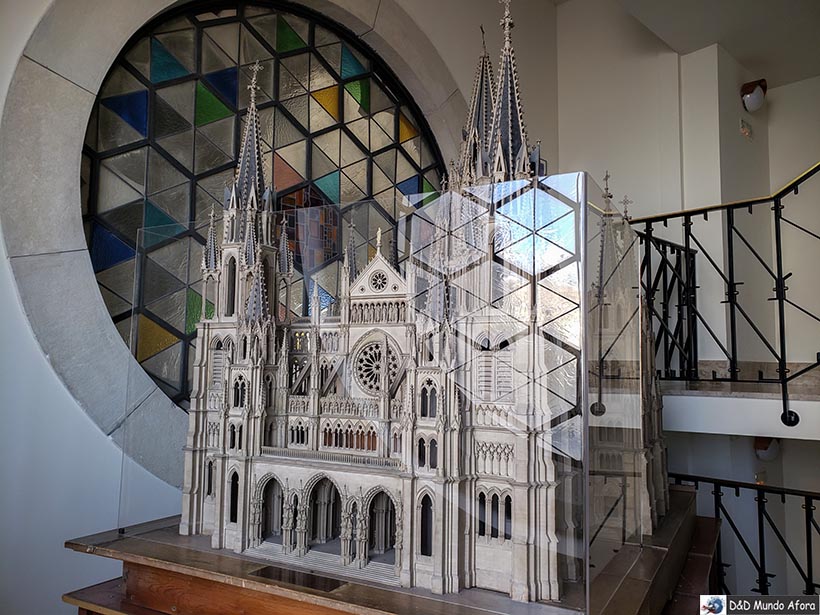 Maquete da Catedral de la Almudena